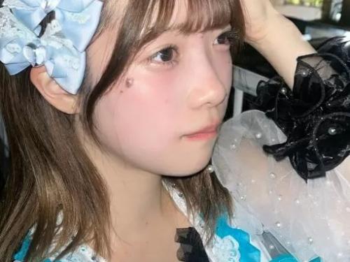 【個人撮影】地下アイドルのイロハサクラの永瀬かこ（水色担当）が素人ハメ撮りAVに極秘で出演して即バレ拡散！のトップ画像